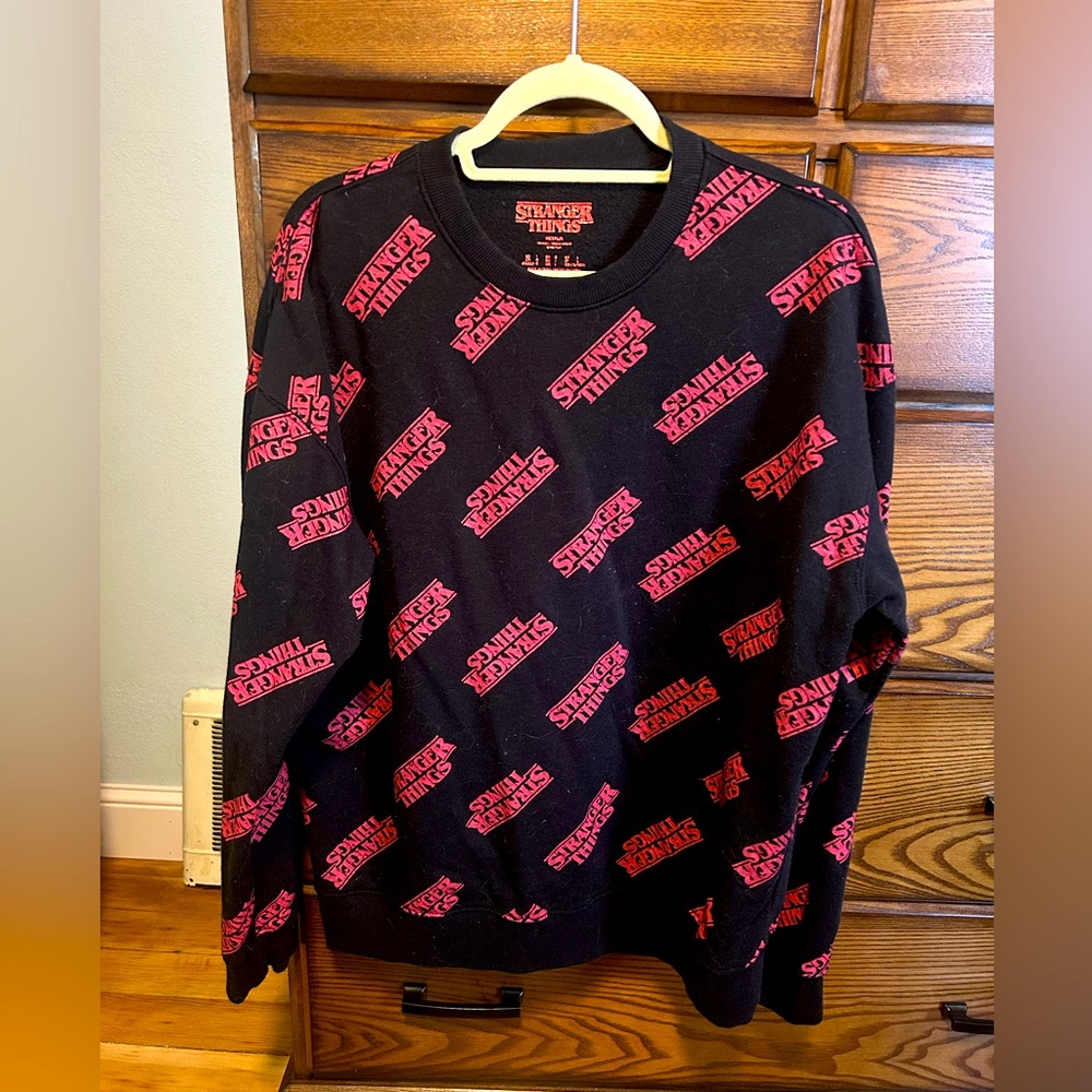 Stranger Thing’s Women’s Size L Crewneck Sweater
